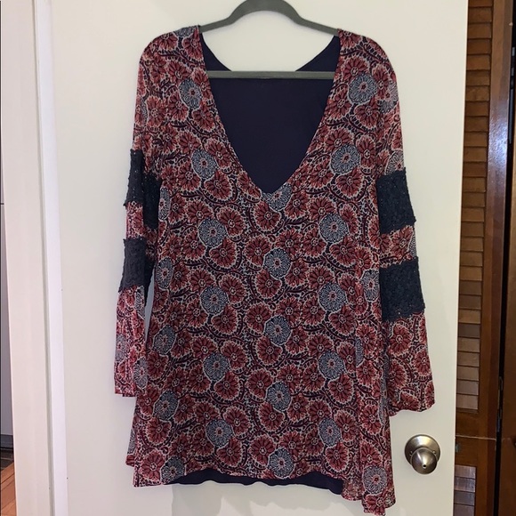 Volcom floral print tunic, size small - Picture 4 of 5